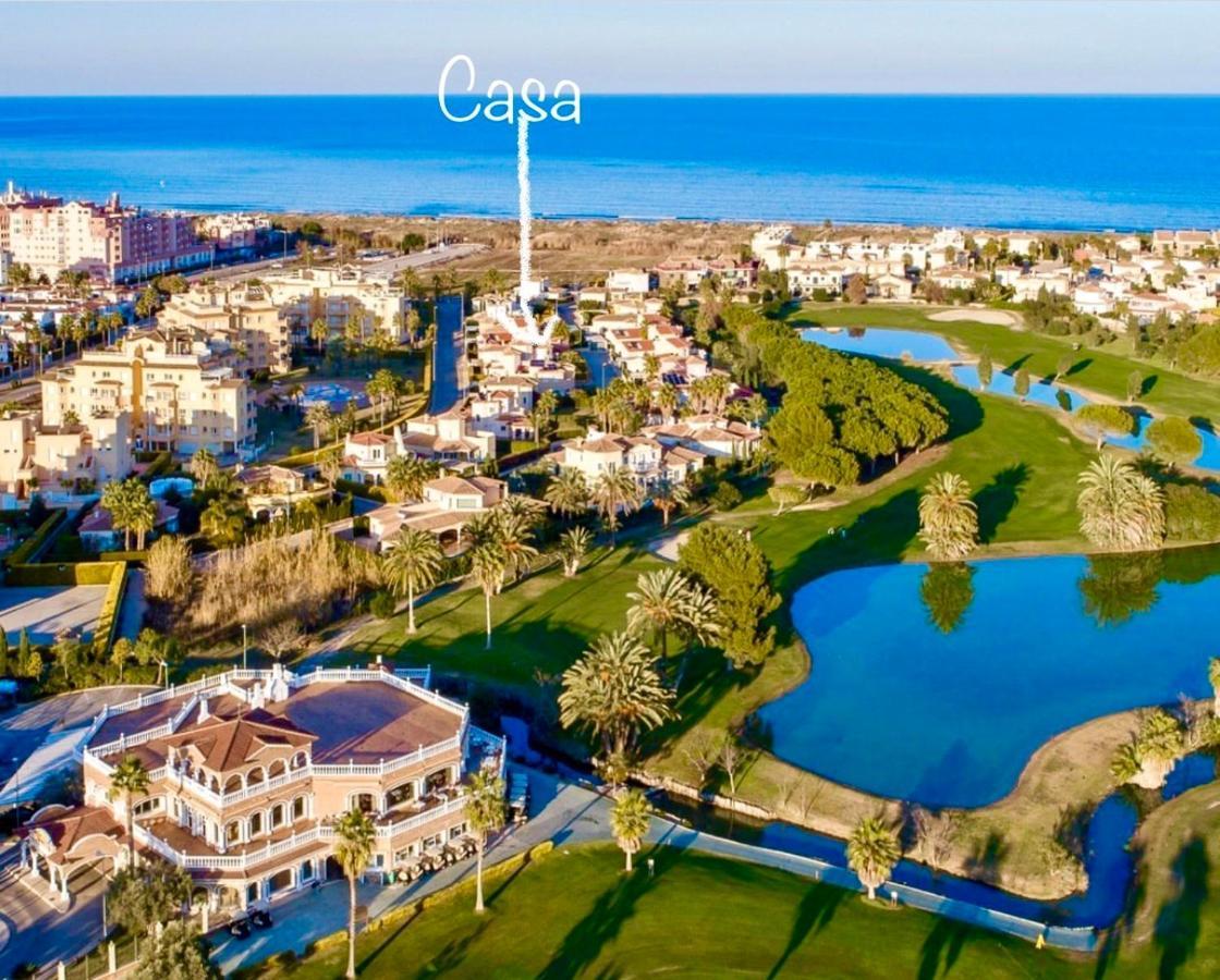 Villa en Oliva Nova, jardín privado a 100m de la playa Exterior foto